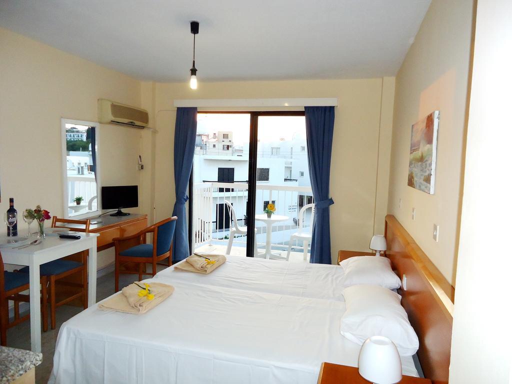 Marisa Hotel Apartments Ayia Napa Habitación foto