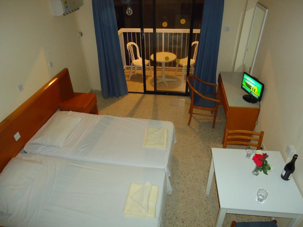 Marisa Hotel Apartments Ayia Napa Exterior foto